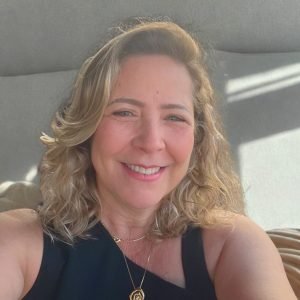 Renata Costa Silva Araújo